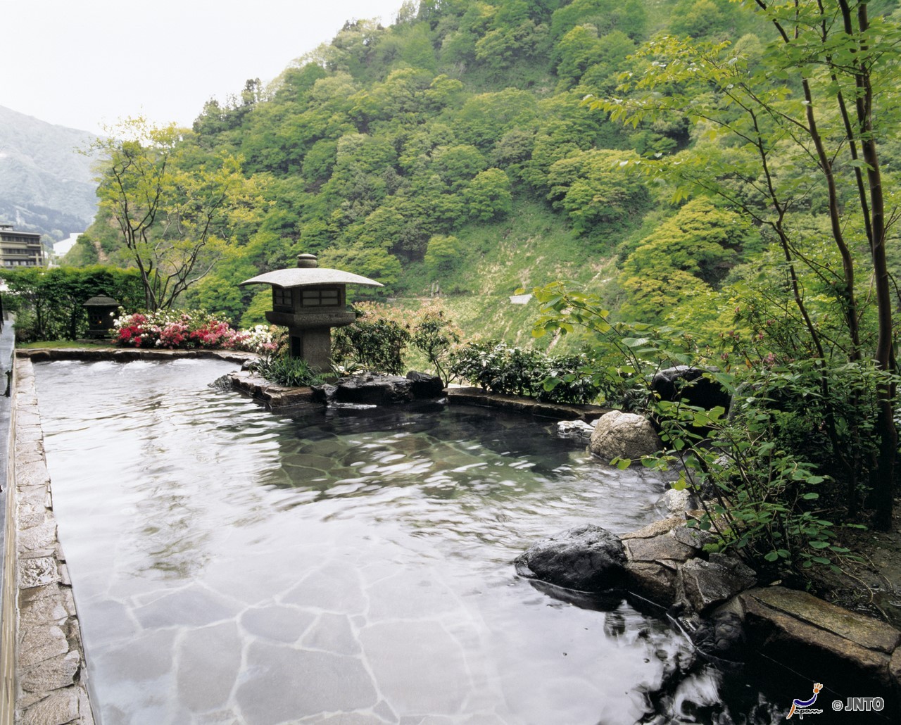 富山县的露天风吕.jpg