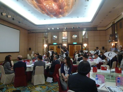 交流恳谈会现场.jpg